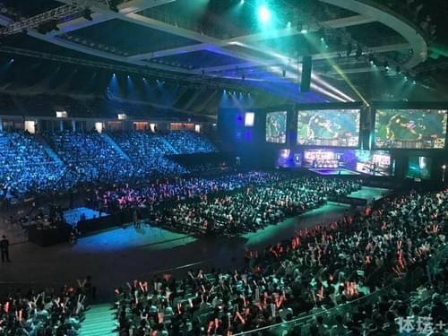 的牛仔队来 的牛仔队来